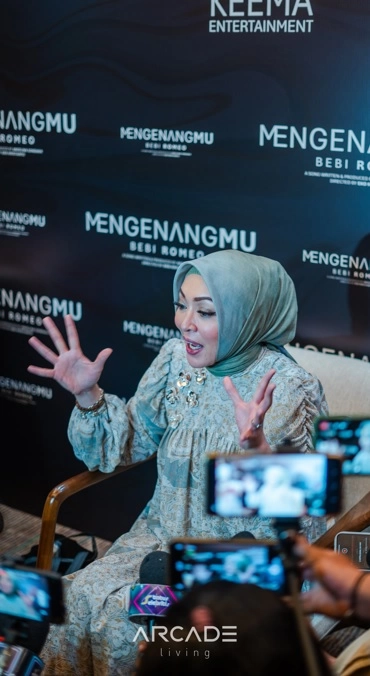 Angelina Sondakh Rilis Single Mengenangmu Tunjuk Bebi Romeo Bersama Arcade Living